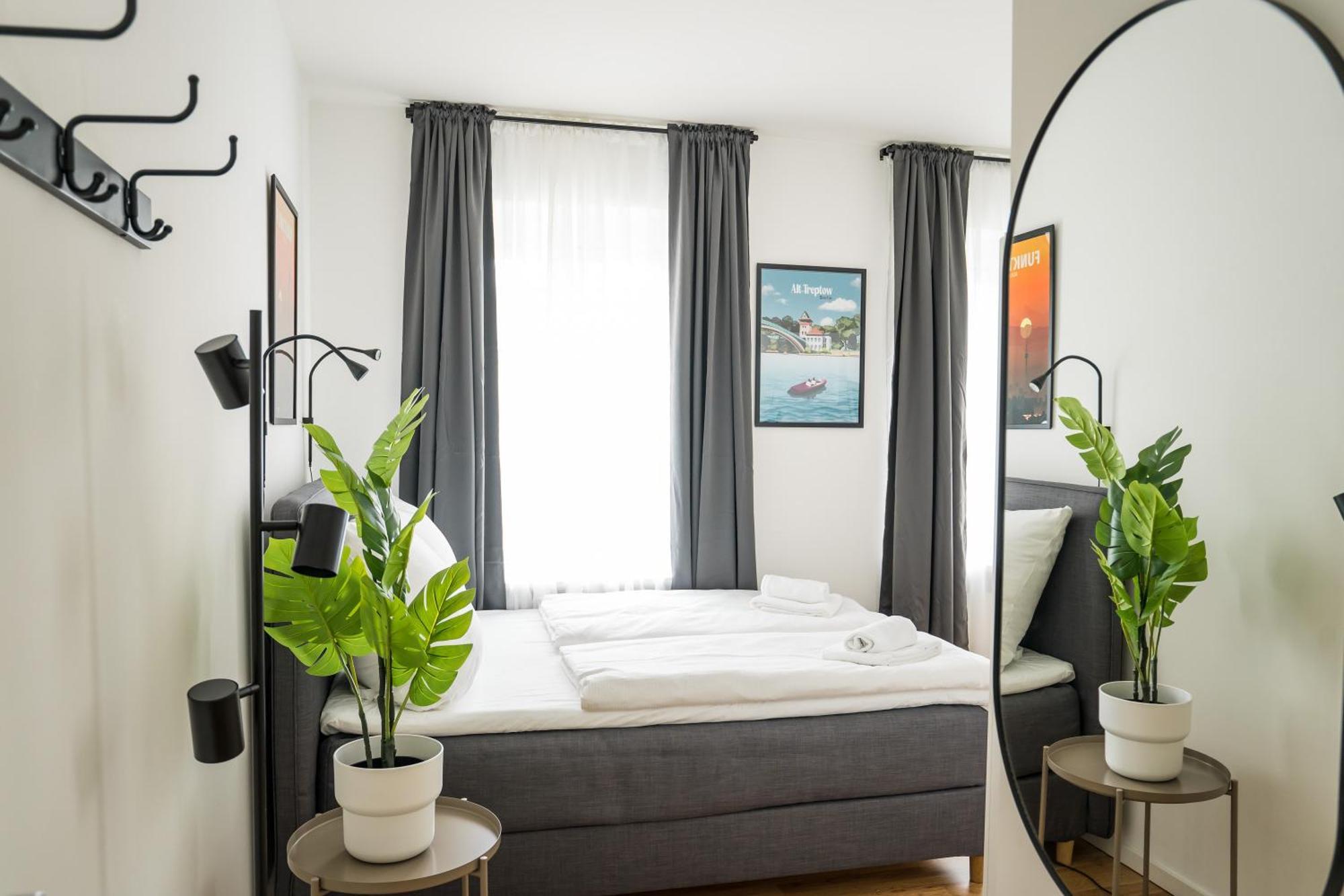 Homaris Apartments Schlueterstrasse Berlin Extérieur photo