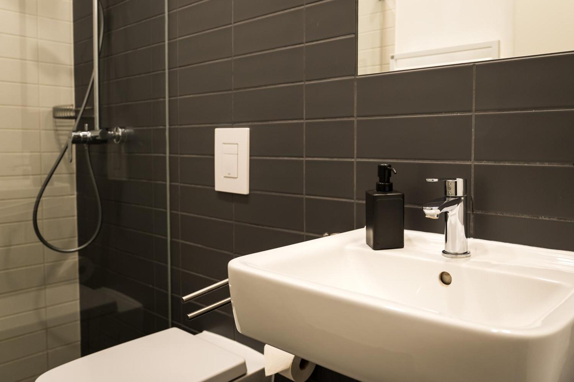 Homaris Apartments Schlueterstrasse Berlin Extérieur photo