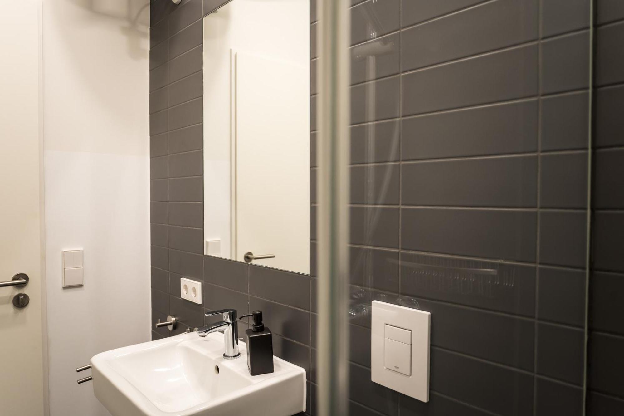 Homaris Apartments Schlueterstrasse Berlin Extérieur photo