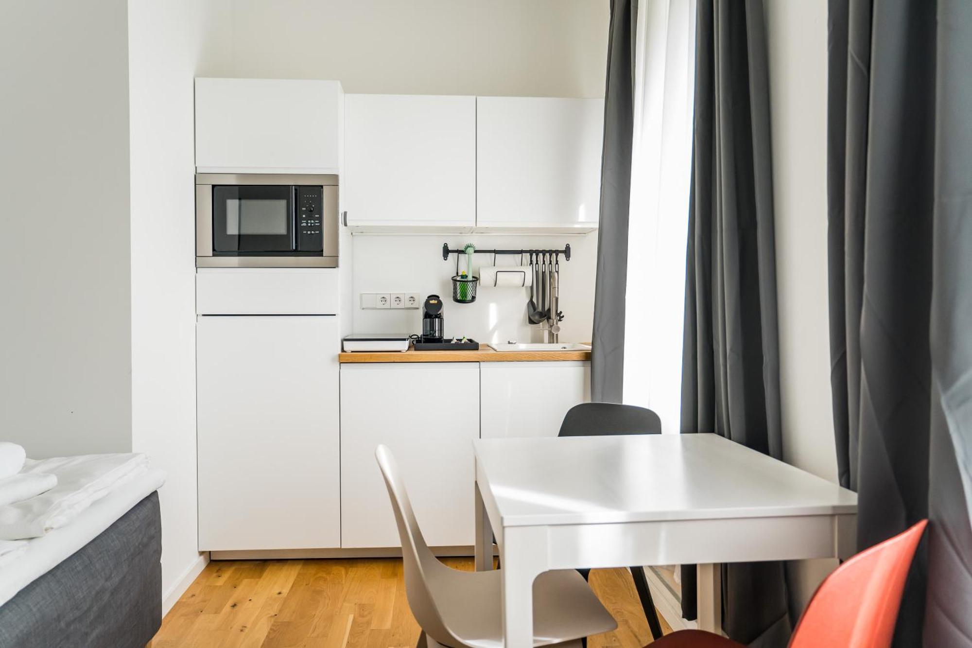 Homaris Apartments Schlueterstrasse Berlin Extérieur photo