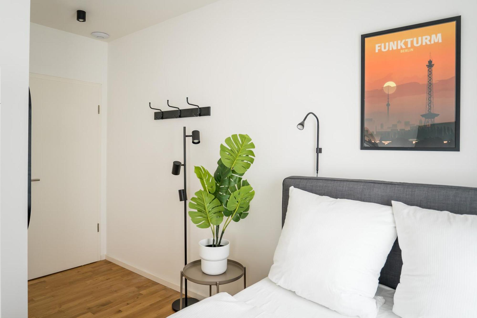 Homaris Apartments Schlueterstrasse Berlin Extérieur photo